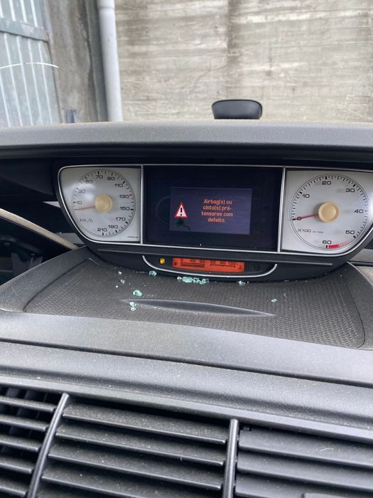 Peugeot 807  2.0 Hdi De 2007 Disponível Para Peças