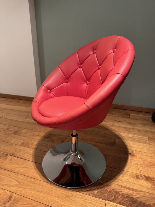 Крісло червоне