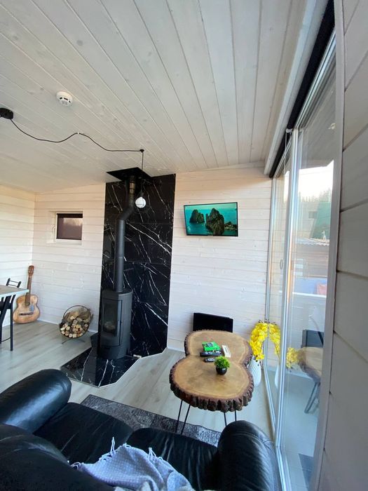 Славсько затишне місце, Quiet Home,