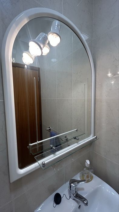 Espelho de casa de banho