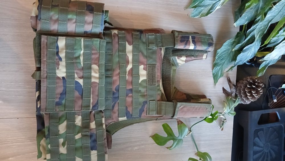 Replika kamizelki wojskowej