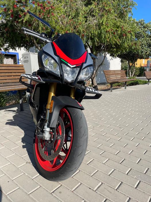 Aprilia Tuono 1100 V4 Factory