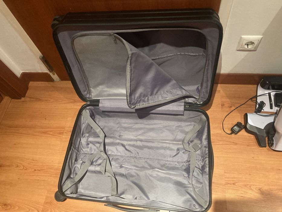 Mala media marca hankel / Necessaire