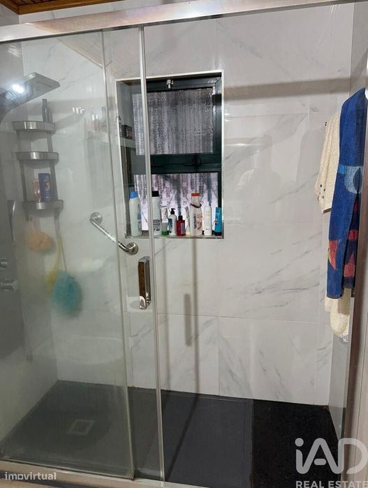 Quinta rural T4 em Valadares de 40000 m2