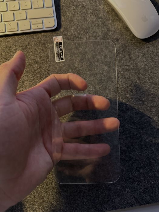 4x Tempered Glass Screen Protectors for iPhone 15 Pro Max64751082104066122