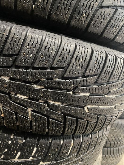 Продам комплект коліс в чудовому стані, шини без гуль і ремонтів!