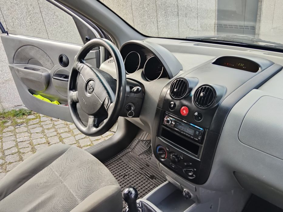 Carro barato a gasolina com AC Dawoo ano 2004