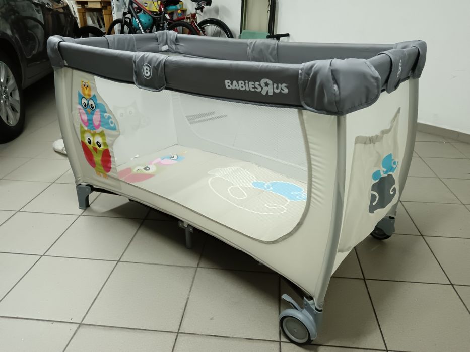 Cama de viagem babies r'us - 2 níveis
