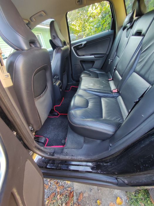 Продається авто Volvo XC60