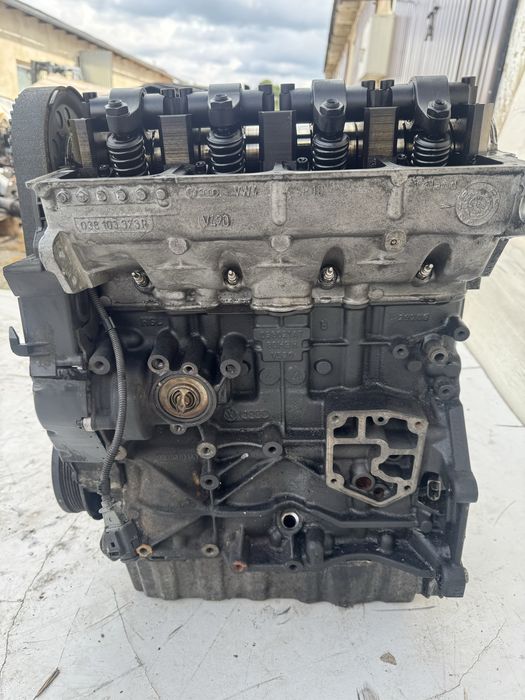 Двигун мотор VW GOLF V AUDI A3 8P SEAT ALTEA 2.0 TDI 140 KM BMM пробіг 187 ткм