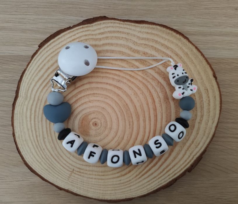 Prende chuchas personalizados