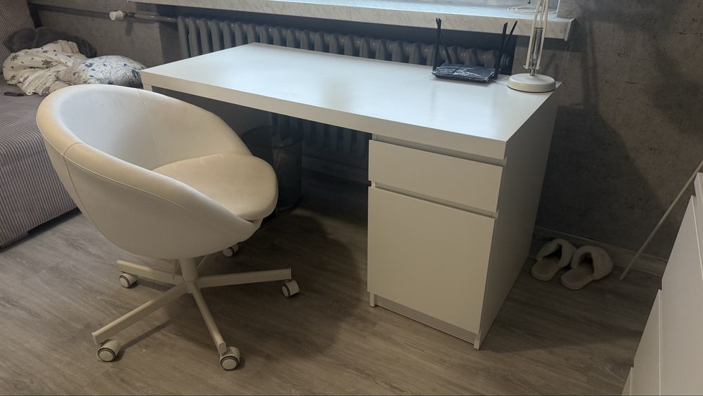 Biurko malm ikea
