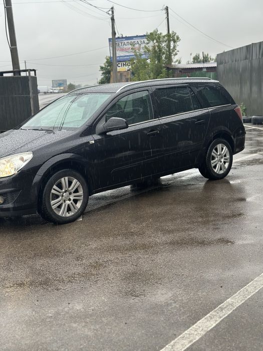Продам Opel Astra h