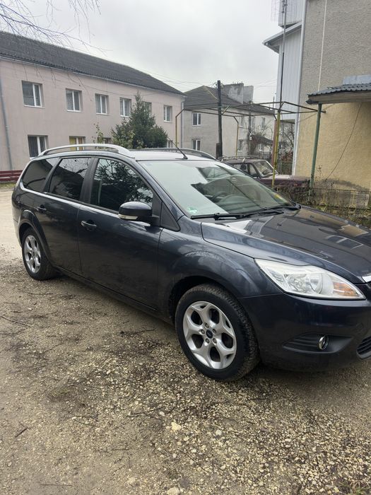 Свіжопригнаний фокус 2010 1.6 mpi