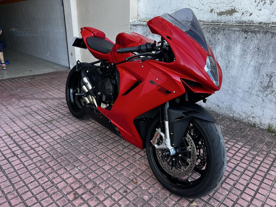 MV Agusta F3 Rosso