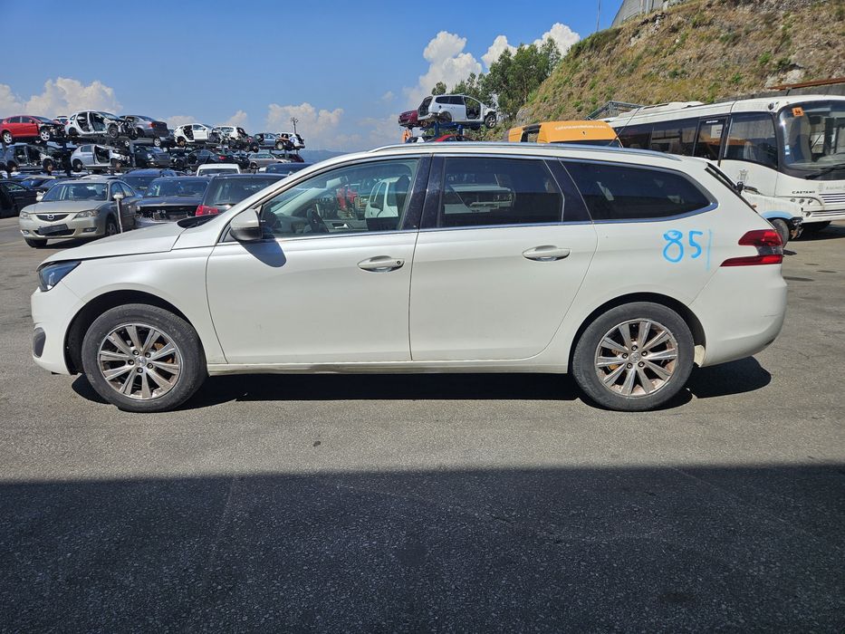 Peugeot 308 SW II 1.6 BlueHDi de 2016 para peças