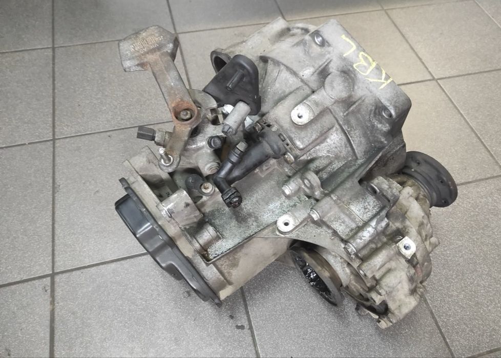 МКПП Кпп коробка передач Caddy Skoda golf  код KBL мотор BLS 1.9 tdi 5 ступка
