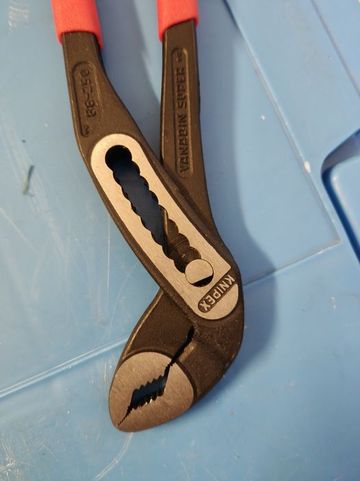Knipex aligator 88-250