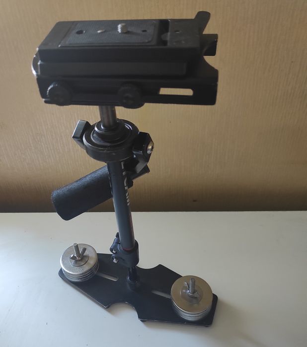 Стабілізатор Flycam Nano для камери до 700 г