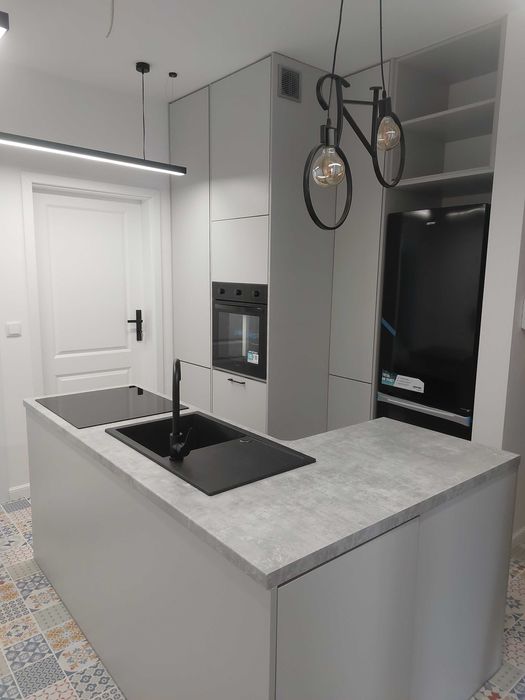 Meble na wymiar - Montaż mebli