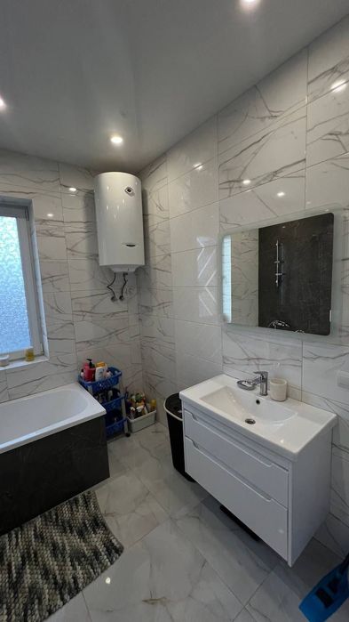 Оренда будинку в с. Боратин