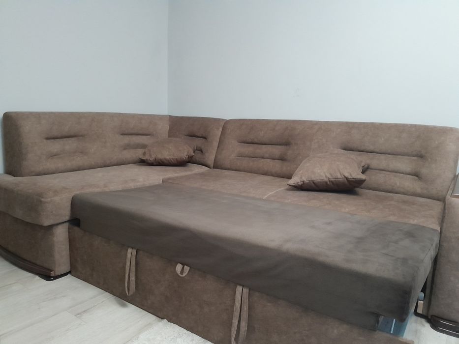 Продам диван для вітальні