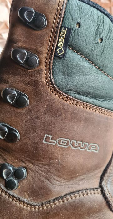 LOWA Hunter GTX Extreme. розмір 40.5