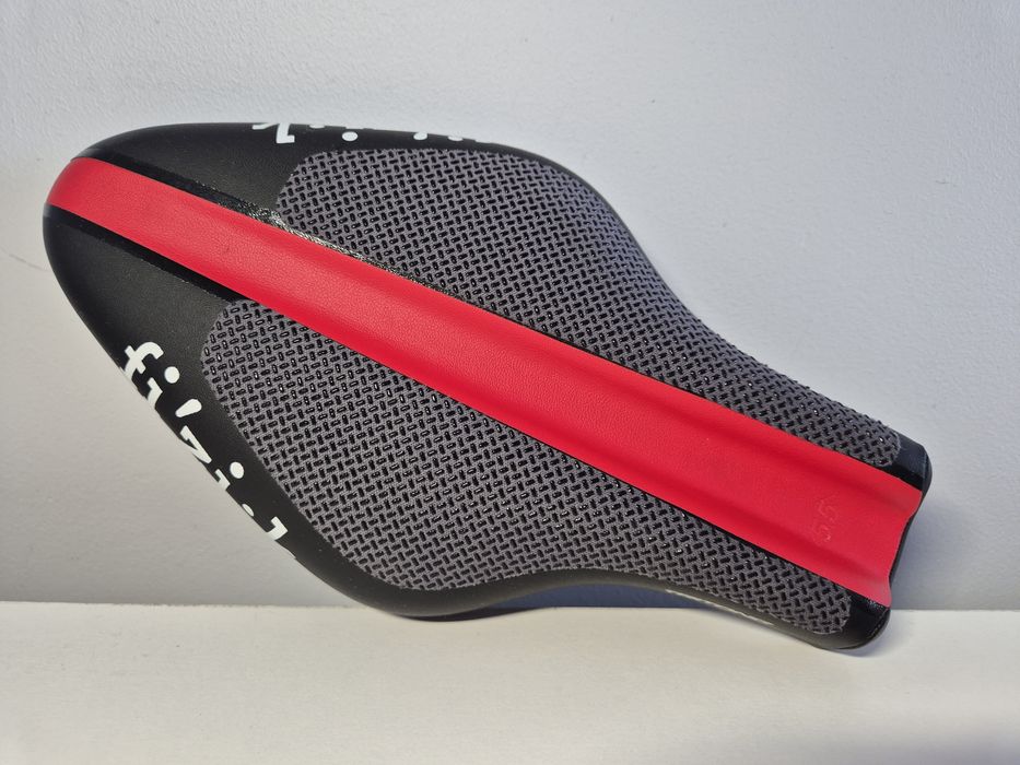 Siodełko triathlonowe FIZIK Tritone 5.5 carbon