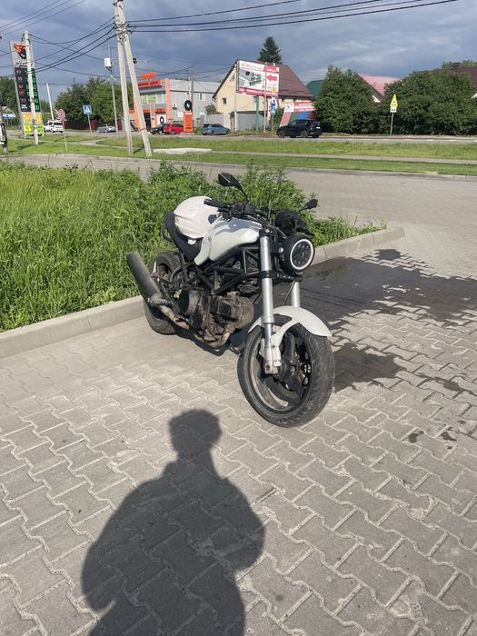 Ducati monster 620