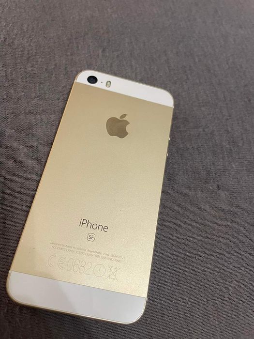 Iphon se pierwszej generacji 128gb