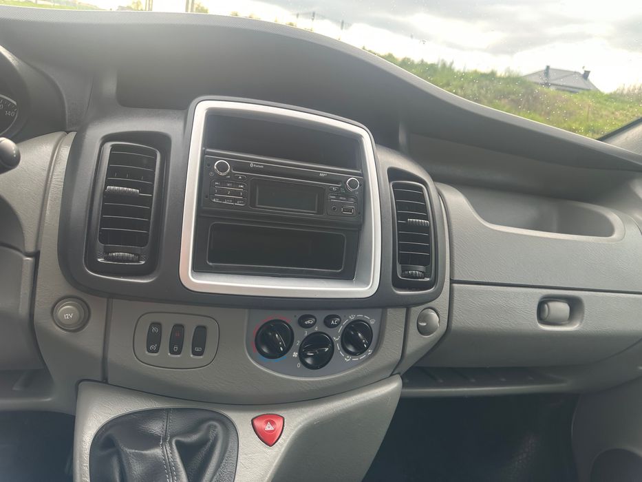 Opel Vivaro Trafic long