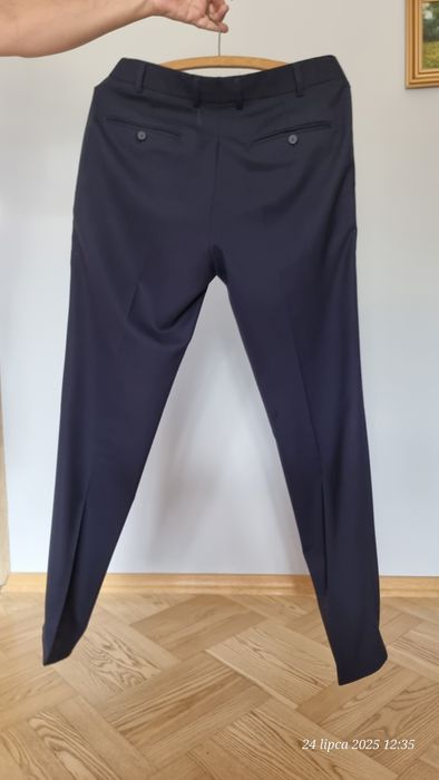 Garnitur granatowy wełniany wełna