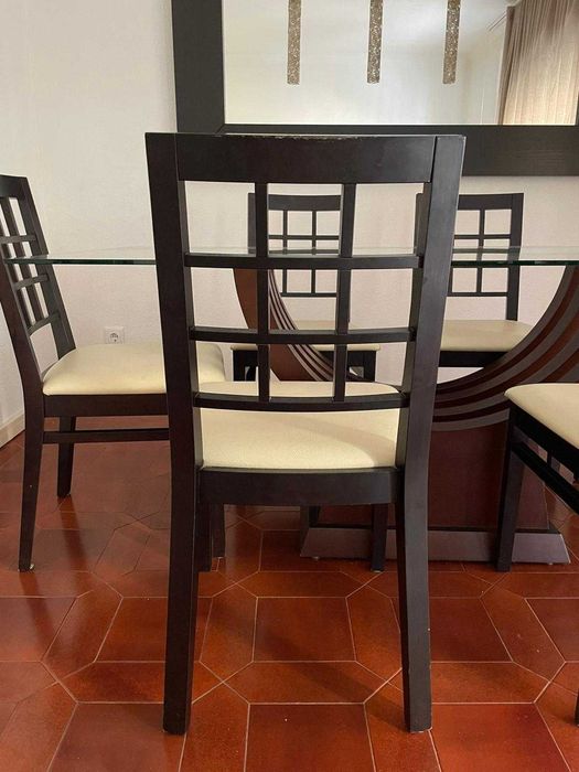 Mesa de jantar + 6 cadeiras