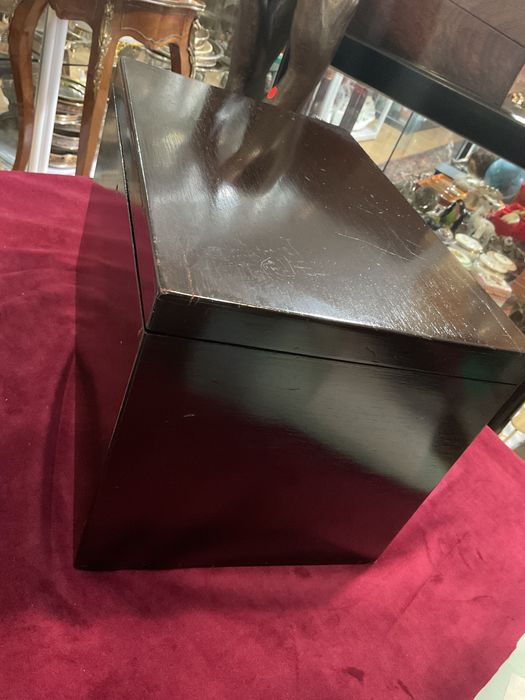 Caixa inglesa fundamental mahogany 31x20x20 cm forrada