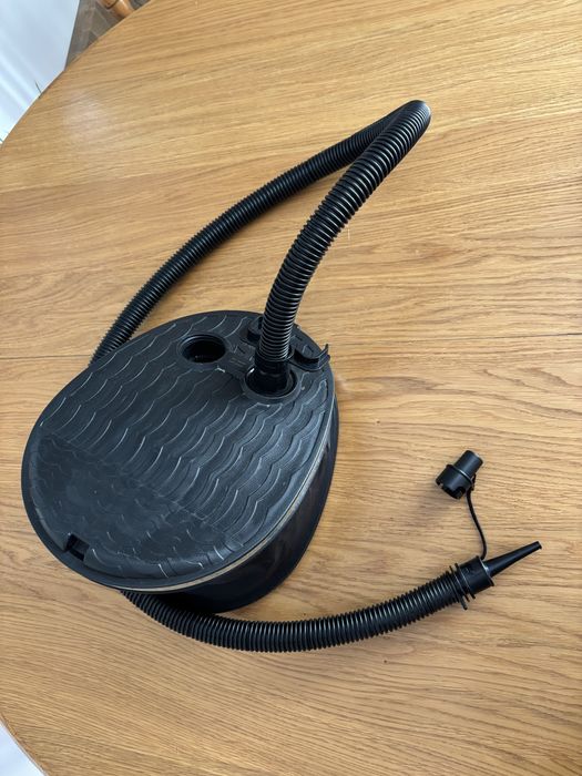 Pompka nozna quechua decathlon