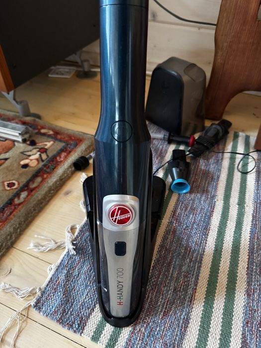 Aspirador portatil hoover handy 700 com kit vacuo