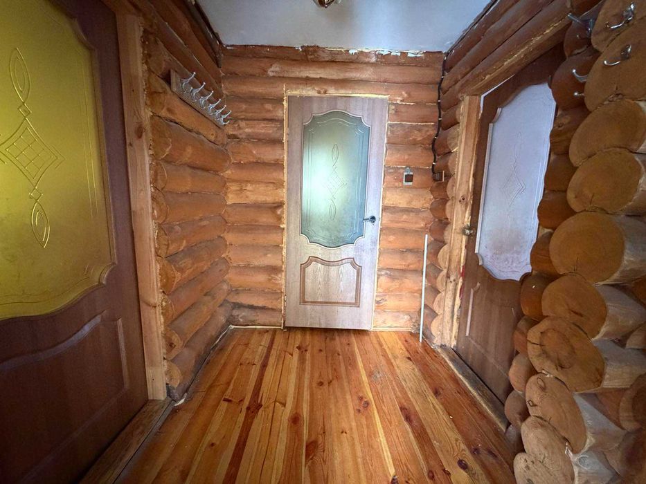 Продам будинок біля річки