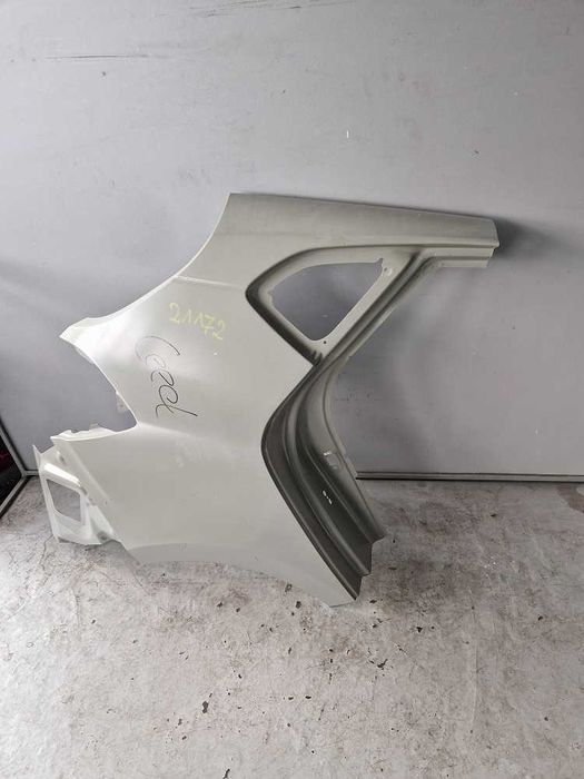 Kia Ceed II HB Błotnik Prawy Tył