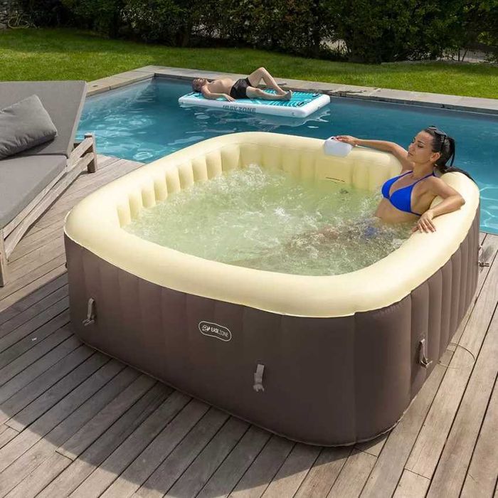 Aluguer de Cadeiras /  Alugar Mesas