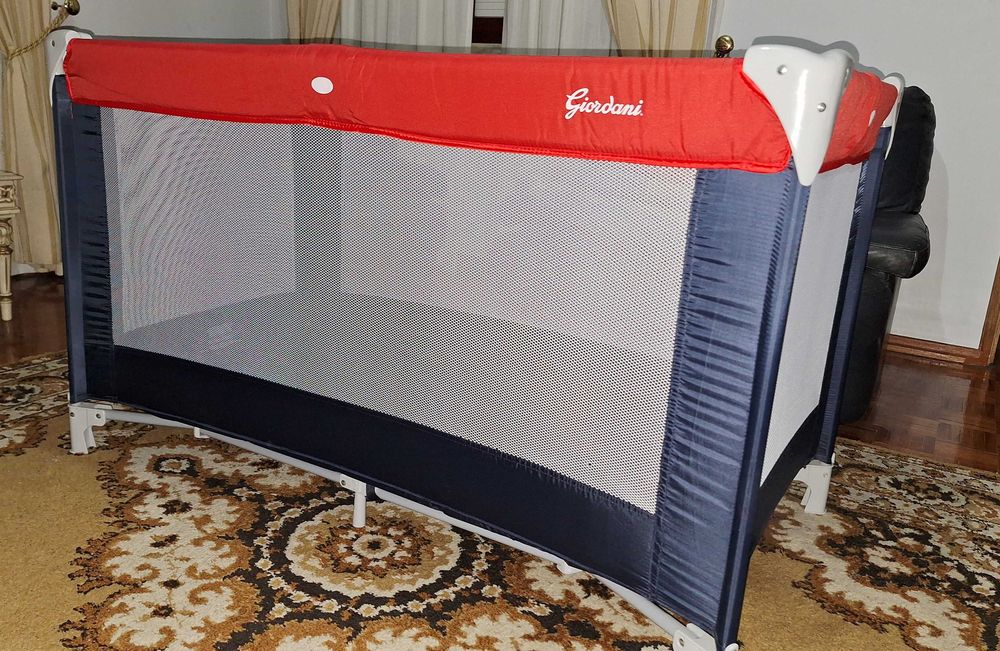 Cama de viagem para criança