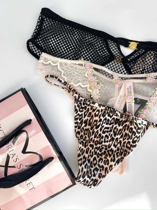 Стрінги Victoria’s Secret