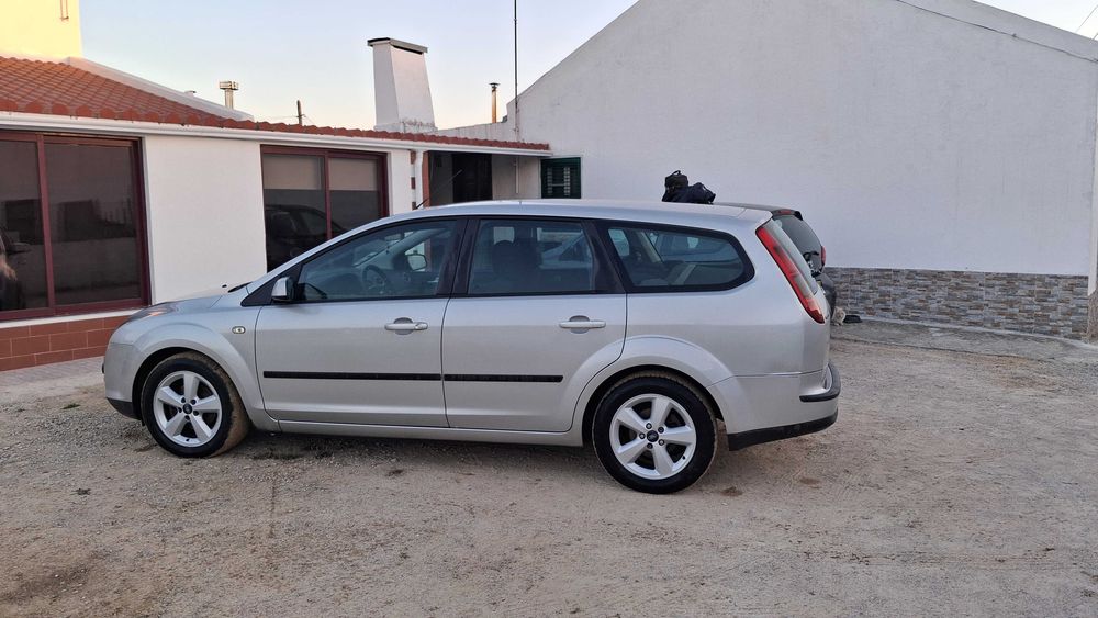 Vendo Ford focus 1600 tdci — photo 4