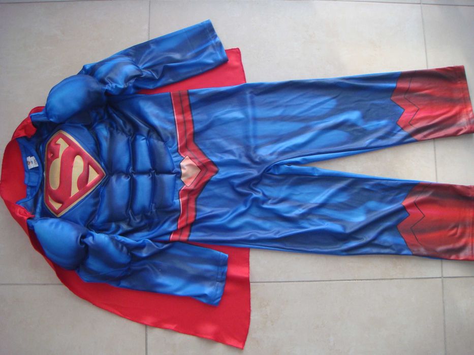 strój batman superman efekt super mięśni + peleryna 110/116