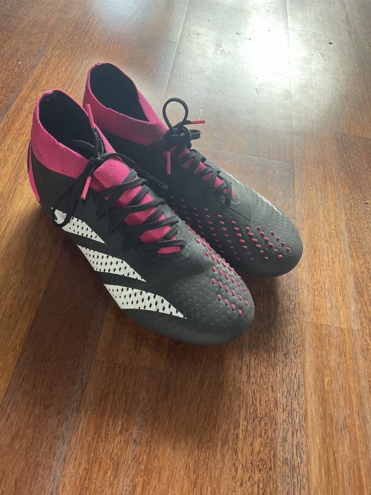 Chuteiras predator cheap rosa
