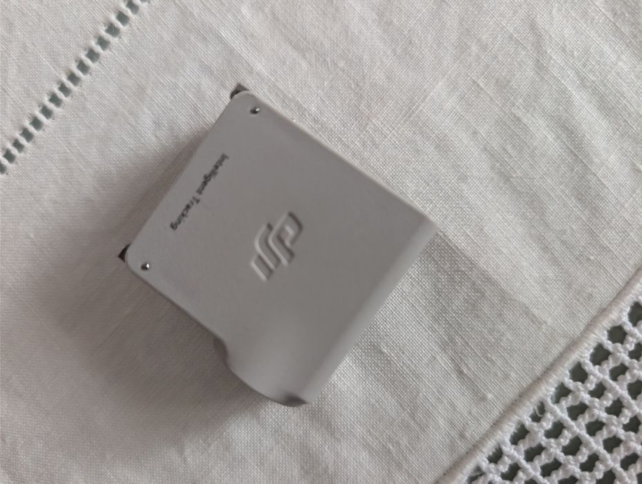 DJI RS4 + Extras SmallRig + Câmara Inteligente DJI