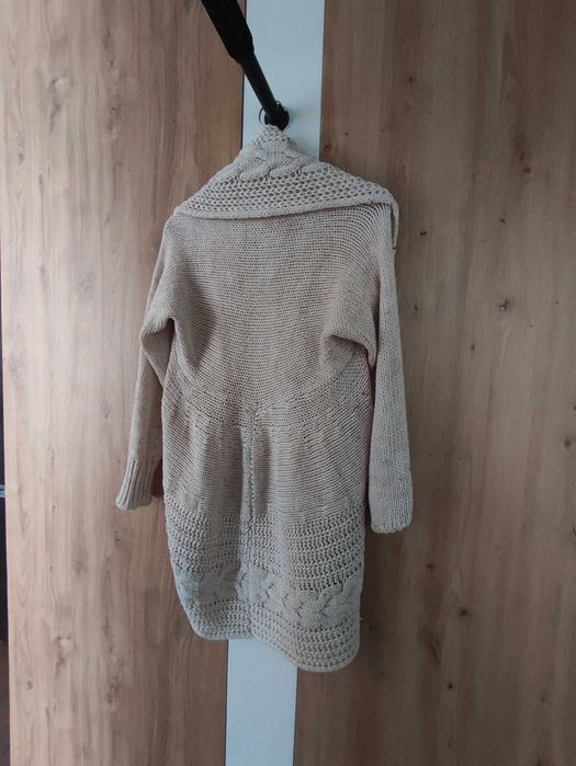 Sweter beżowy oversize