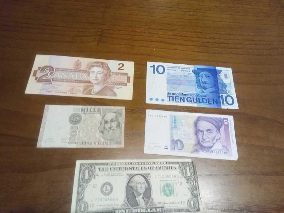 Notas de escudo e estrangeiras