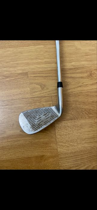 Taco de golfe wilson 7