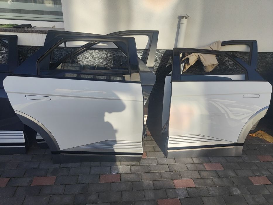 Hyundai Ioniq 5 2021-2025 двери передние , двери задние