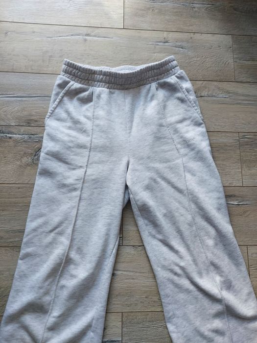 Spodnie dresowe proste nogawki